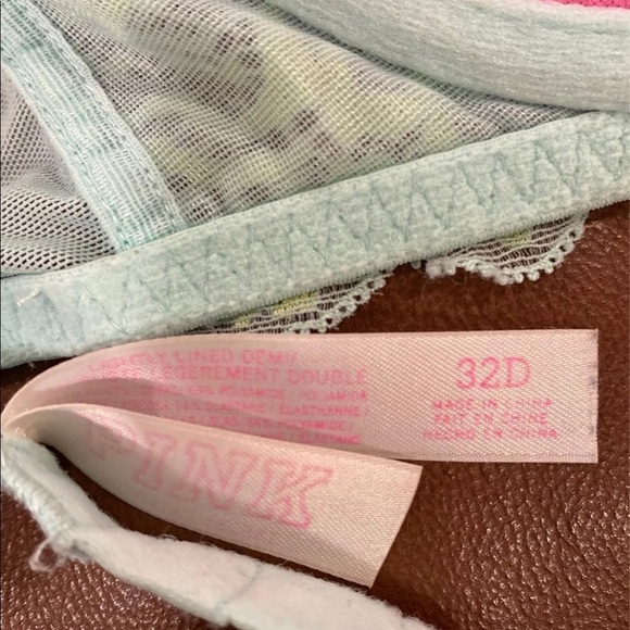 PINK bra 32 D - Picture 2 of 3